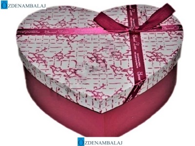 HEDİYE KUTUSU BEYAZ FUŞYA DESENLİ KALP 3'LÜ 31*28*12 CM - 1