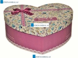 HEDİYE KUTUSU BEYAZ LİLA DESENLİ KALP 3'LÜ 31*31*21 CM - 3